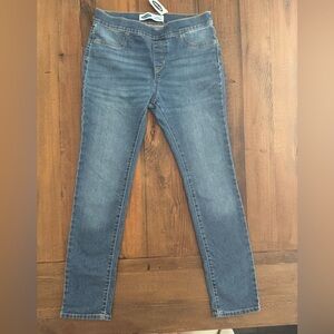 NEW WITH TAGS Old Navy Girls Skinny Jeans size XL (14-16)